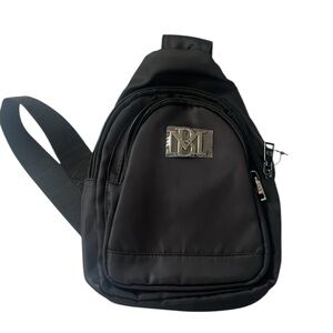 Badgley Mischka Men’s Fanny Pack Black Sling Bag Unisex Reg. $79 NWT